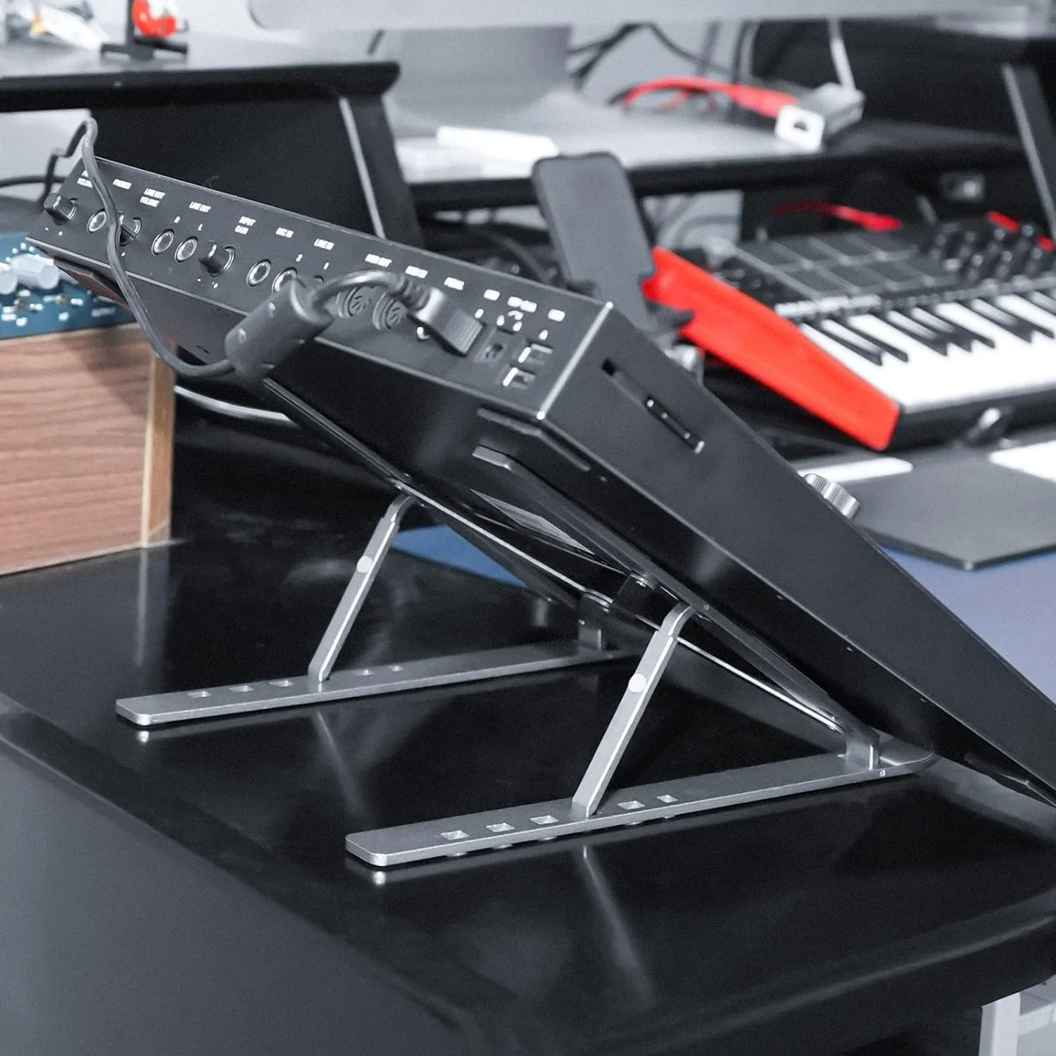 پایه کیبورد میدی، کنترلر درامز، دستگاه صوتی، سازگار با Native Instruments Maschine Mk3 پایه کیبورد میدی، کنترلر درامز، دستگاه صوتی، سازگار با Native Instruments Maschine Mk3