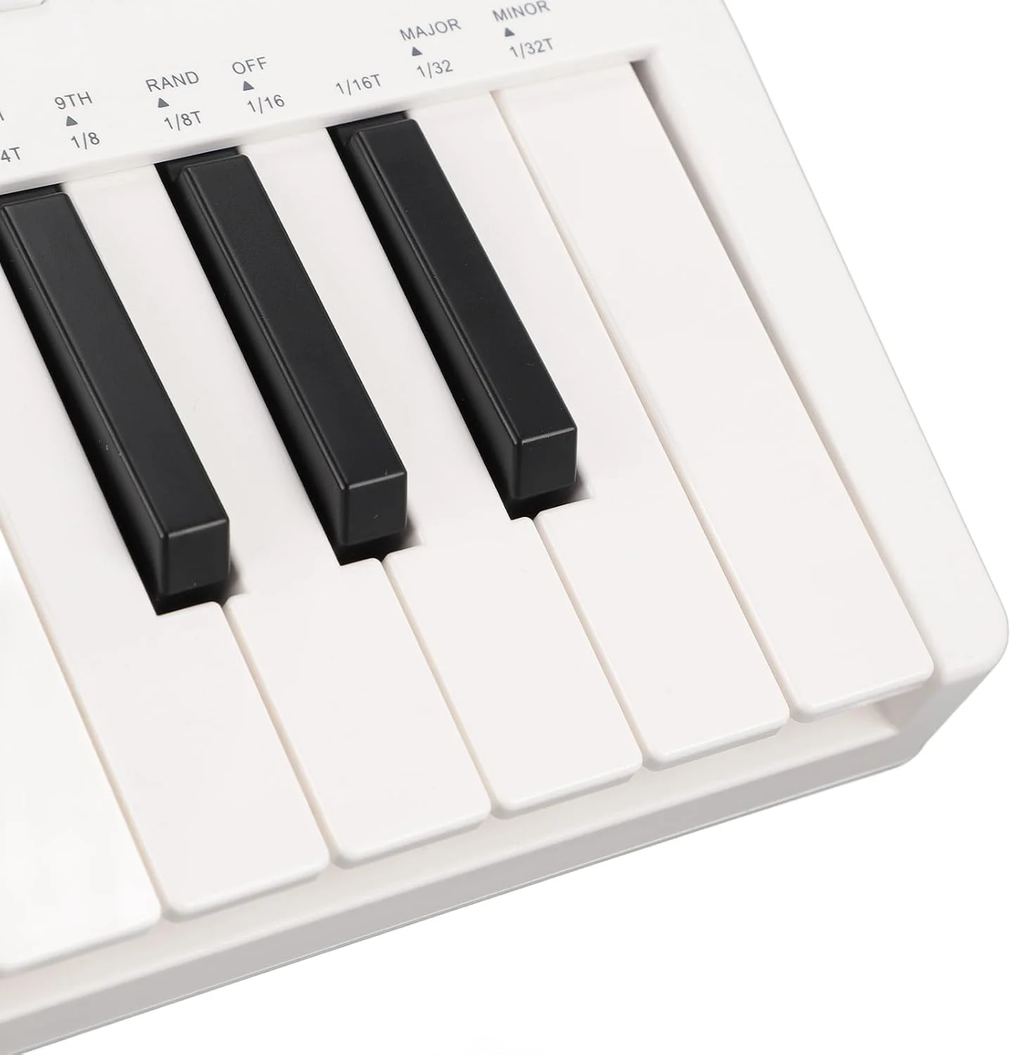 کنترلر صفحه کلید USB MIDI با 25 کلید، دارای 8 پد ضرب MPC، 8 پد درام با نور پس زمینه و 8 دکمه قابل تنظیم، نرم افزار تولید موسیقی