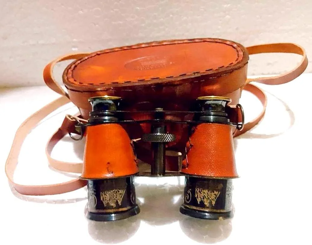 دوربین تئاتری سبک قدیمی با کیف چرمی، دوربین دوچشمی برنجی با بند حمل، دوربین تئاتری تزئینی دوربین تئاتری سبک قدیمی با کیف چرمی، دوربین دوچشمی برنجی با بند حمل، دوربین تئاتری تزئینی