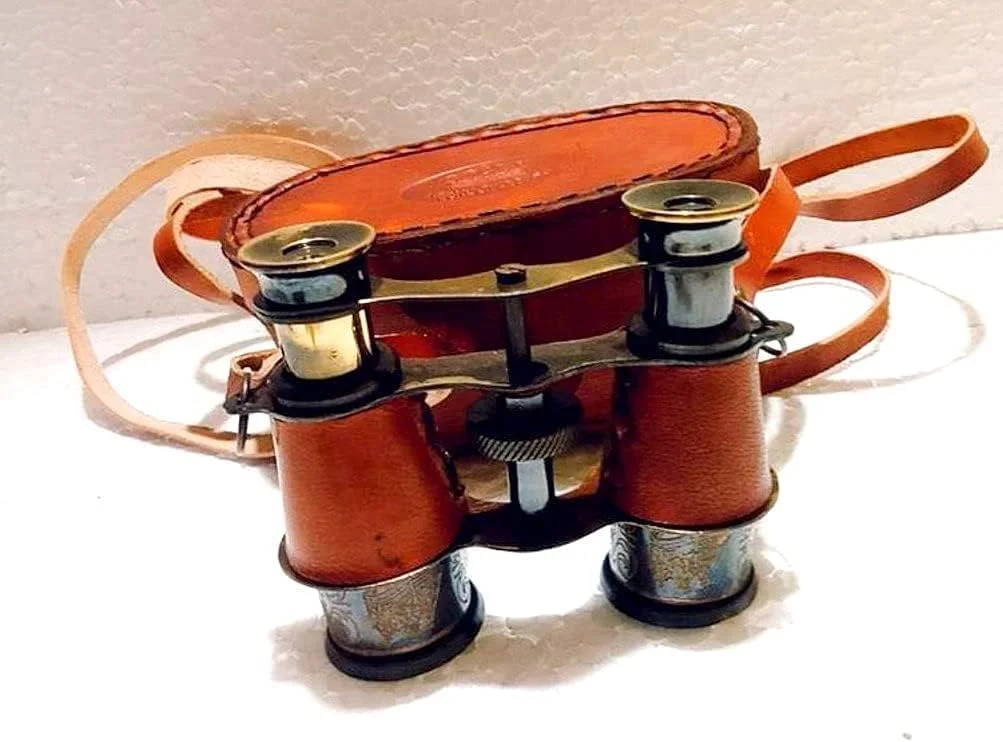 دوربین تئاتری سبک قدیمی با کیف چرمی، دوربین دوچشمی برنجی با بند حمل، دوربین تئاتری تزئینی دوربین تئاتری سبک قدیمی با کیف چرمی، دوربین دوچشمی برنجی با بند حمل، دوربین تئاتری تزئینی