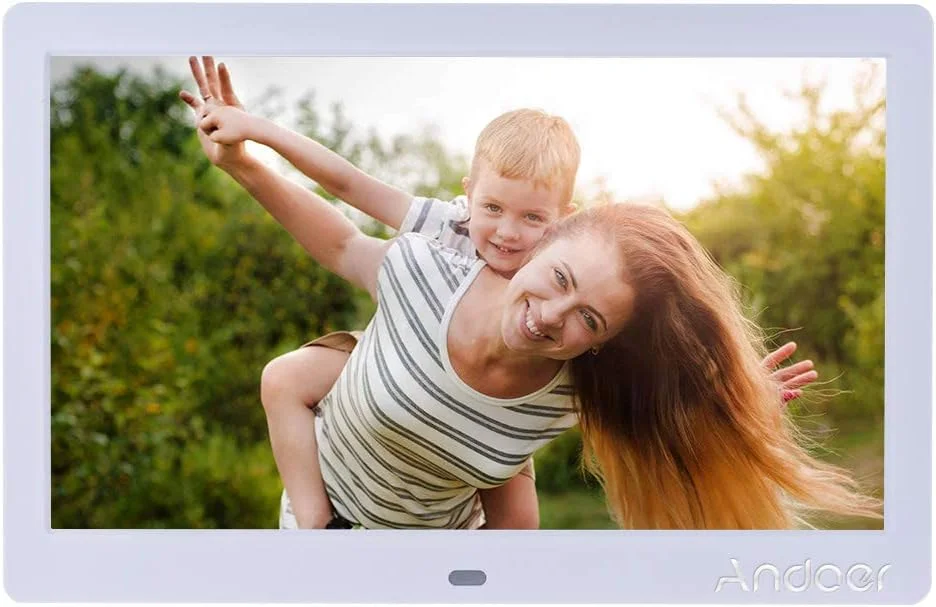 قاب عکس دیجیتال ال سی دی عریض 10 اینچی Eacam با رزولوشن بالا 1024 * 600 به همراه پخش کننده ویدیو MP3 MP4، عملکرد ساعت و تقویم و کنترل از راه دور 2.4G