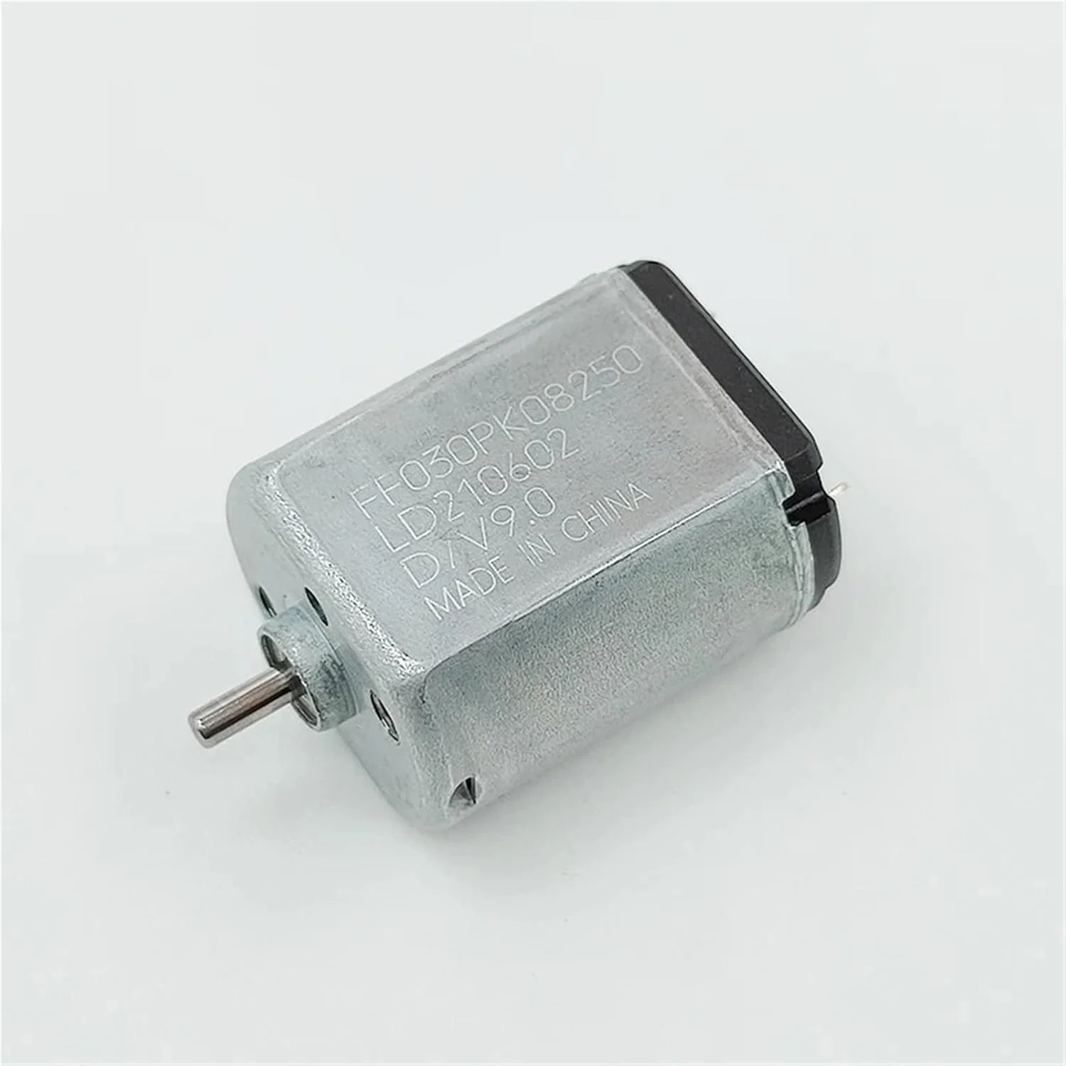موتور مینی 030 مدل FF-030PK-08250 DC 3V 6V 9V 16000RPM برس فلزی سرعت بالا 15mm یک عدد