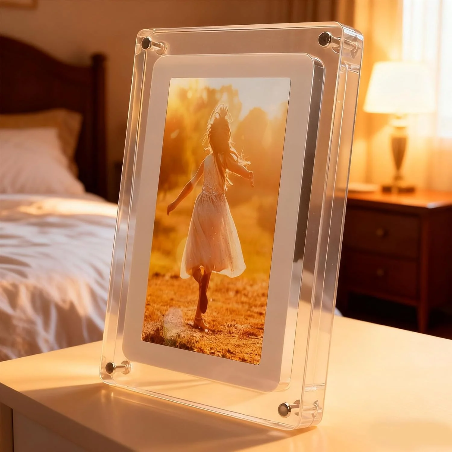 قاب عکس دیجیتال آکریلیک Asixxsix، قاب ویدیویی 7 اینچی 1920x1080 با پخش چرخش خودکار حافظه 8 گیگابایتی باتری 1500 میلی آمپری نمایش اسلاید عکس الکترونیکی برای تزئینات رومیزی منزل قاب عکس دیجیتال آکریلیک Asixxsix، قاب ویدیویی 7 اینچی 1920x1080 با پخش چرخش خودکار حافظه 8 گیگابایتی باتری 1500 میلی آمپری نمایش اسلاید عکس الکترونیکی برای تزئینات رومیزی منزل