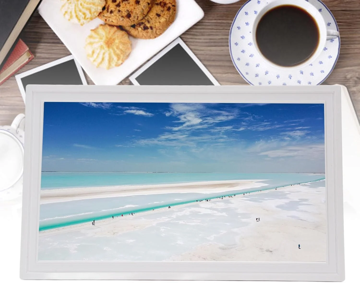 قاب عکس دیجیتال Asixxsix، صفحه نمایش لمسی 21.5 اینچی Ultra HD، قاب عکس دیجیتال WiFi بی سیم با 2 بلندگو، هدیه عکس برای والدین و پدربزرگ و مادربزرگ ها (دوشاخه GB) قاب عکس دیجیتال Asixxsix، صفحه نمایش لمسی 21.5 اینچی Ultra HD، قاب عکس دیجیتال WiFi بی سیم با 2 بلندگو، هدیه عکس برای والدین و پدربزرگ و مادربزرگ ها (دوشاخه GB)