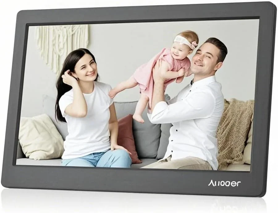 قاب عکس دیجیتال ال سی دی 10 اینچی با رزولوشن بالا 1024 در 600، عملکرد پخش MP3 MP4، ساعت و تقویم به همراه کنترل از راه دور 2.4G