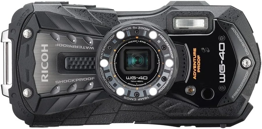 دوربین دیجیتال ضد آب RICOH WG-40 مشکی، مقاوم در برابر ضربه 1.6 متری، مقاوم در برابر سرما تا -10 درجه سانتیگراد RICOH WG-40 BK 04675 (مدل بین المللی)