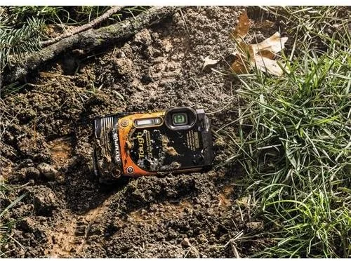 دوربین دیجیتال مقاوم و ضد آب المپوس TG-860 با LCD سه اینچی (مشکی) دوربین دیجیتال مقاوم و ضد آب المپوس TG-860 با LCD سه اینچی (مشکی)