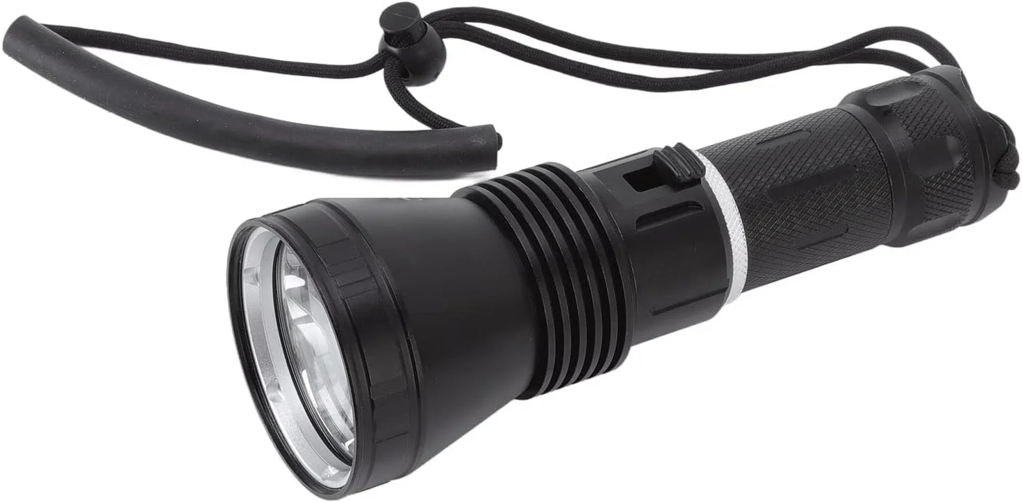 چراغ قوه غواصی پیلیپین P50 چهار هسته ای 8000LM فوق العاده روشن، چراغ ویدئویی زیر آب حرفه ای برای غواصی اسکوبا، عکاسی زیر آب، آلیاژ آلومینیوم، سر 6.6 سانتی متری، 100 متر