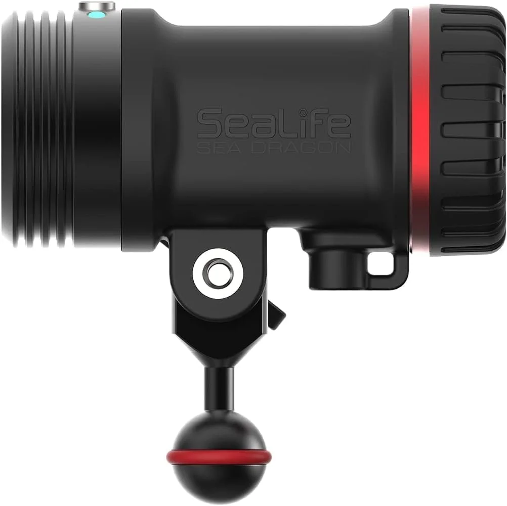 ست نورپردازی زیرآبی SeaLife Sea Dragon SL680 5000 - هد نور عکس/فیلم Sea Dragon 5000 با تقویت رنگ، آستین محافظ نئوپرن، آداپتورها و لوازم جانبی