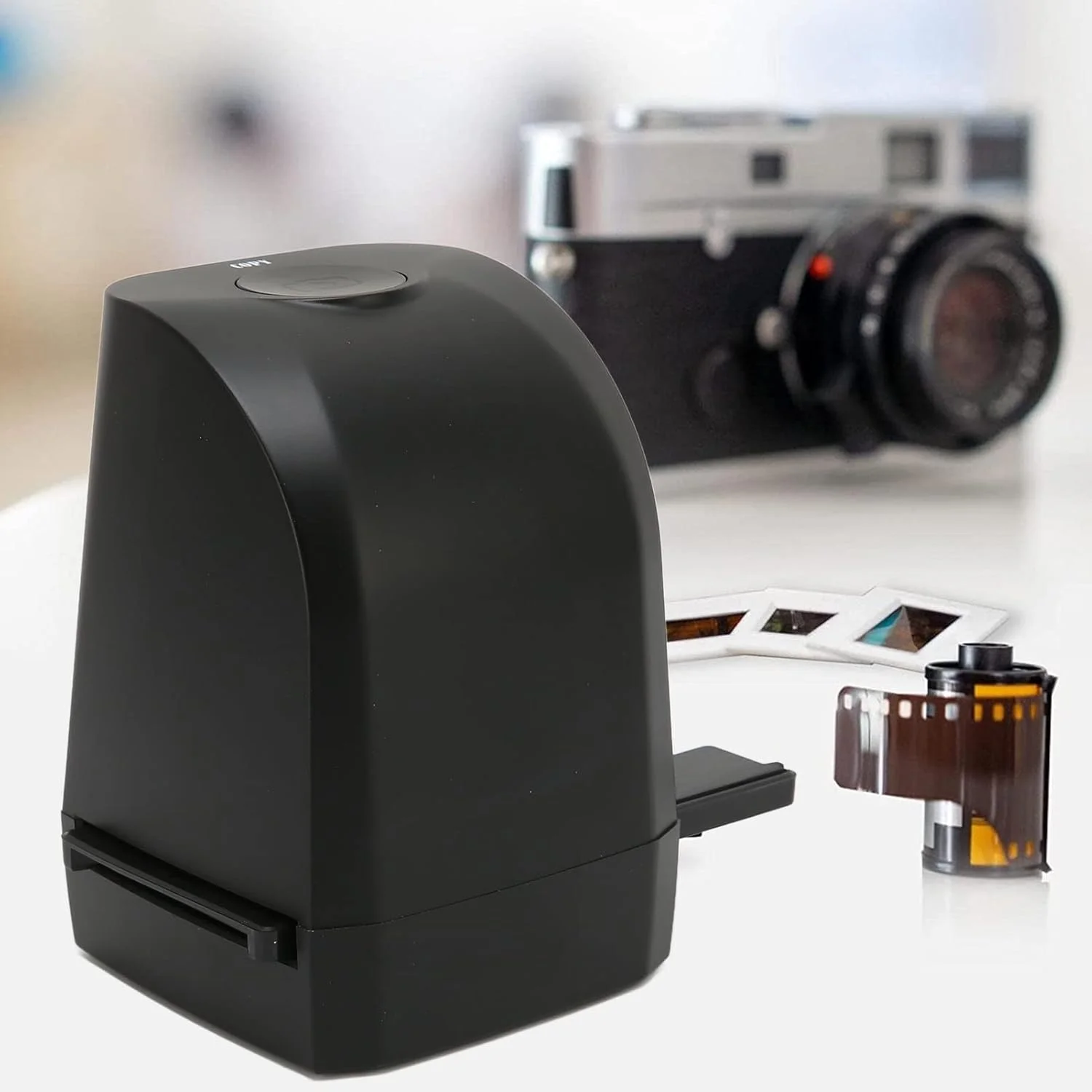 اسکنر نگاتیو فیلم، اسکنر اسلاید فیلم قابل حمل 35 میلی متری 135 میلی متری، با سنسور CMOS 8 مگاپیکسلی، تبدیل اسلایدها به JPEG دیجیتال، با دیسک U 128 مگابایتی، برای OS X OS 10.10 برای ویستا، برای Win7، برای Win8