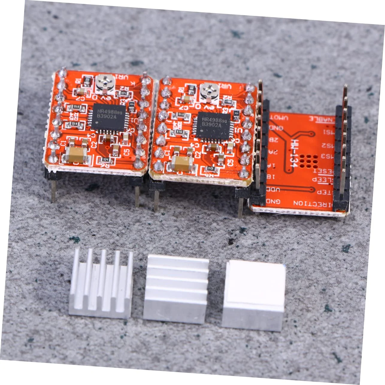 مجموعه ۳ عددی ماژول درایور موتور دستگاه حکاکی پرینتر CNC مدل Mobestech، برد درایور موتور پله ای با وضوح پله مجموعه ۳ عددی ماژول درایور موتور دستگاه حکاکی پرینتر CNC مدل Mobestech، برد درایور موتور پله ای با وضوح پله