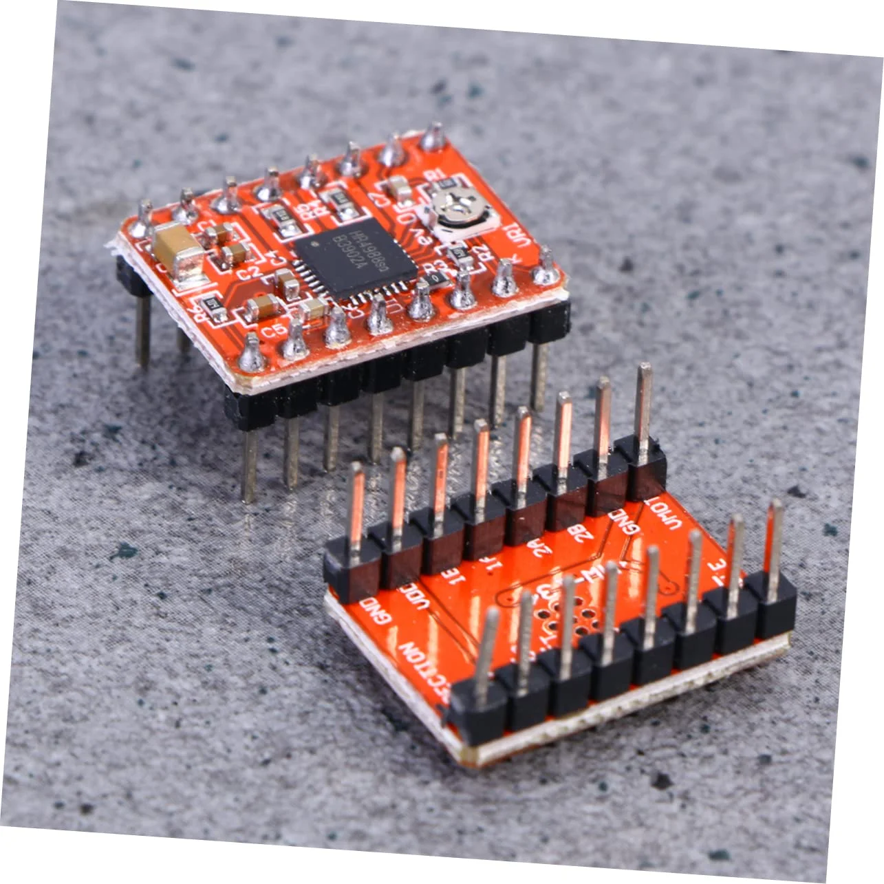 ماژول درایور موتور پله ای A4988 به همراه هیت سینک، سازگار با پرینتر سه بعدی، درایور موتور پله ای برای ماشین های CNC و RepRap (3 عدد) ماژول درایور موتور پله ای A4988 به همراه هیت سینک، سازگار با پرینتر سه بعدی، درایور موتور پله ای برای ماشین های CNC و RepRap (3 عدد)