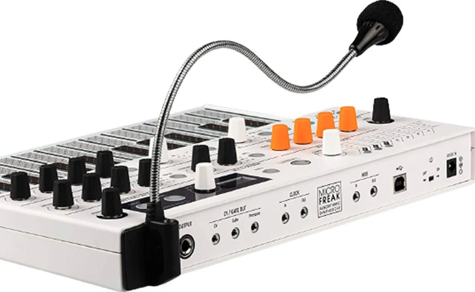 آرتوریا MicroFreak Vocoder Edition - سینتی سایزر هایبرید نسخه محدود با وکودر 16 باندی، میکروفون گردن غازی، پلی آفترتاچ 25 کلیدی، موتورهای دیجیتال و فیلتر آنالوگ، سفید | MicroFreak Vocoder Edition