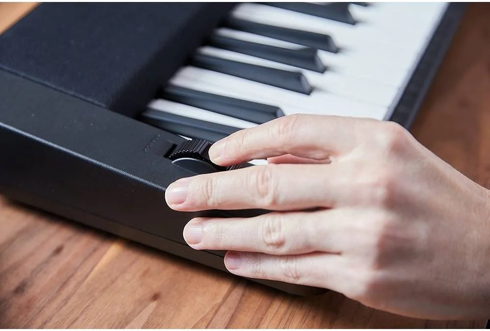 کیبورد قابل حمل 61 کلیدی Casio Casiotone CT S410 با 600 صدای AiX، بلوتوث MIDI/Audio، کلیدهای حساس به لمس، ضبط کننده MIDI 5 مسیره، مشکی | CT-S410 کیبورد قابل حمل 61 کلیدی Casio Casiotone CT S410 با 600 صدای AiX، بلوتوث MIDI/Audio، کلیدهای حساس به لمس، ضبط کننده MIDI 5 مسیره، مشکی | CT-S410