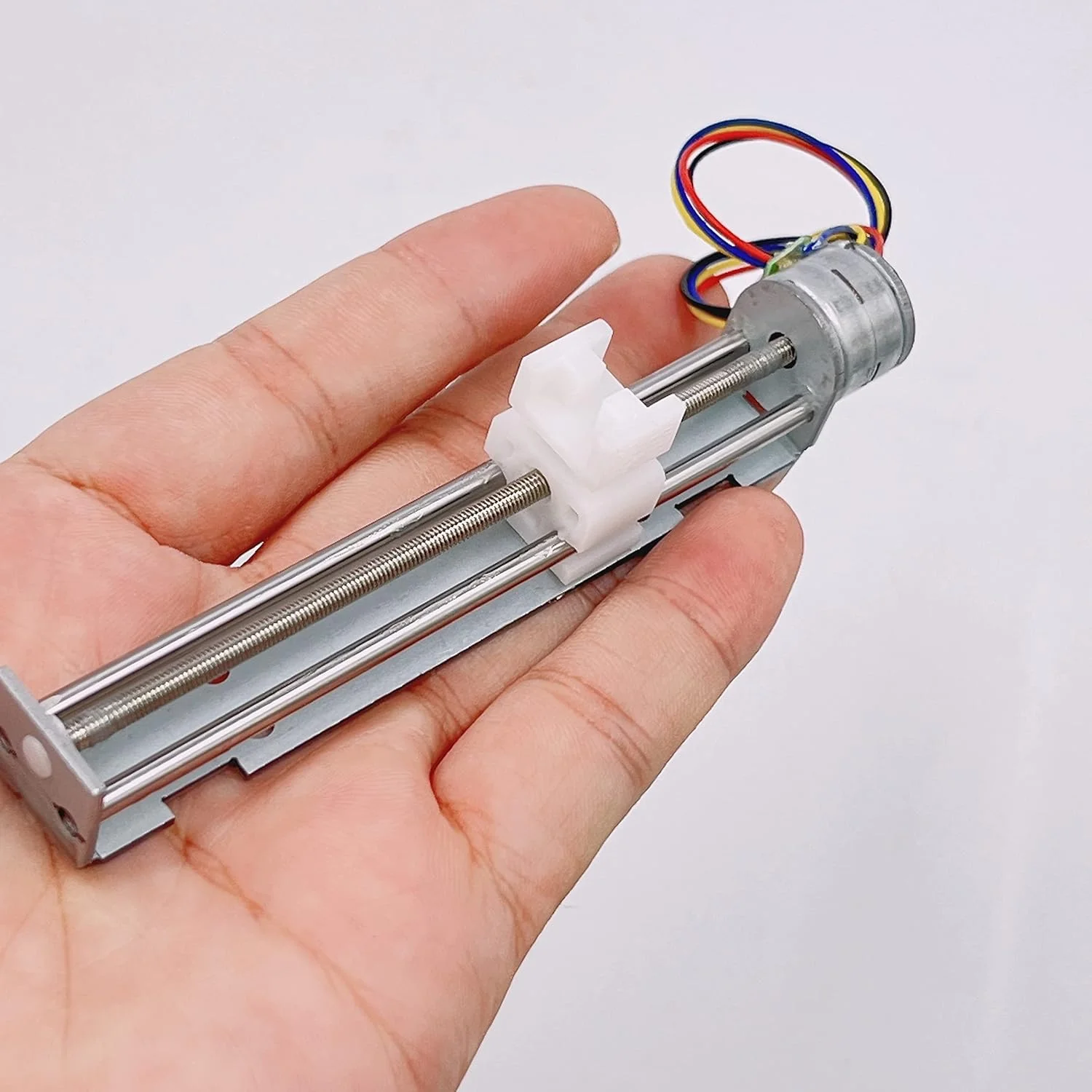 موتور پله ای مینیاتوری 15 میلی متری 2 فاز 4 سیم DC 5V-9V موتور پله ای دقیق اکچویتور خطی 80 میلی متری 15.5 اهم DIY Xyz پرینتر سه بعدی