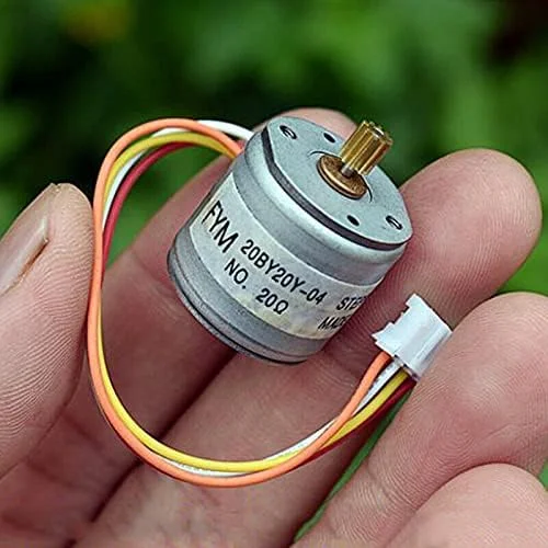 موتور پله ای مینی 2 فاز 4 سیمه 20 میلی متری DC 5V 6V با دنده های مسی فلزی 10T مناسب برای پرینتر سه بعدی و ربات