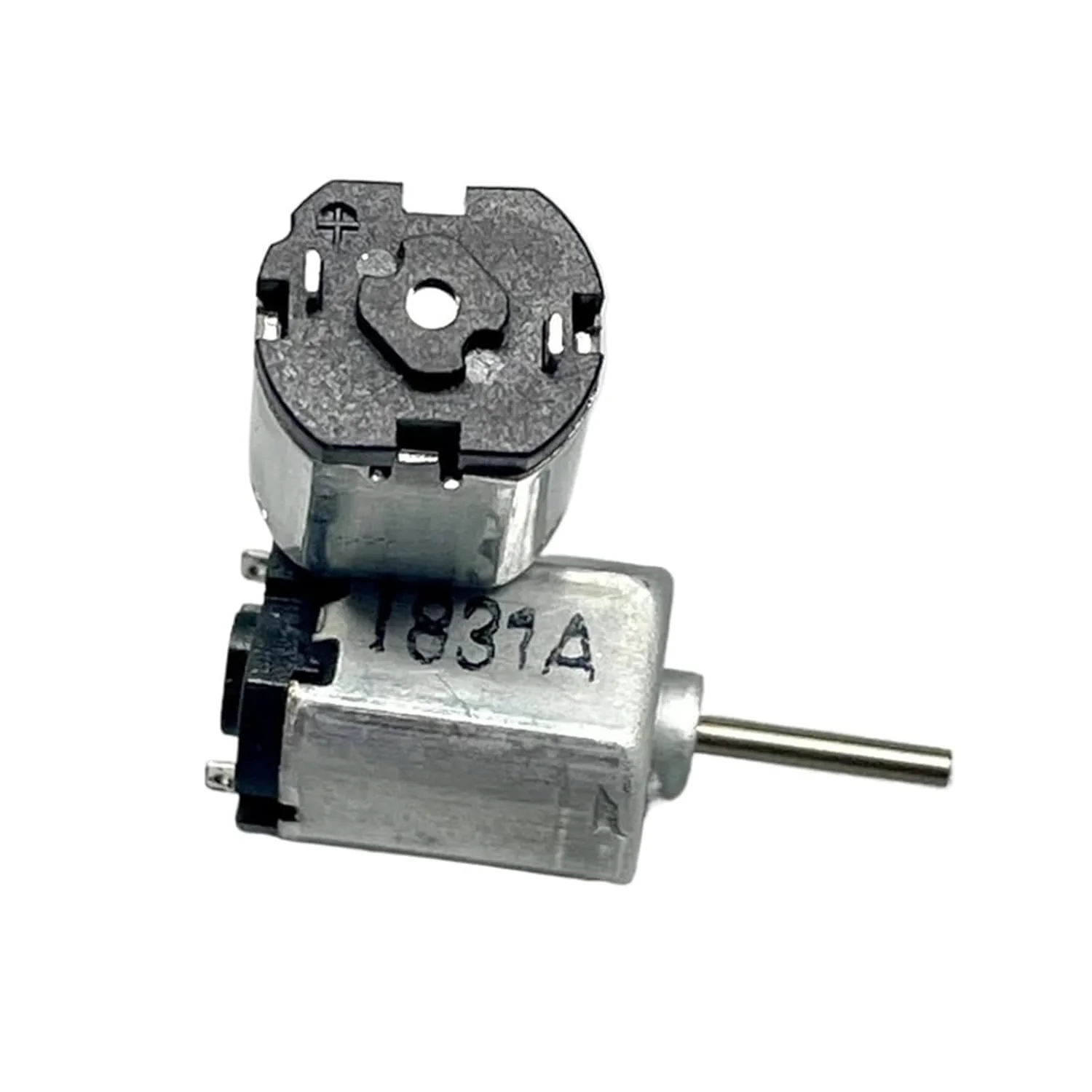 موتور DC مدل K10 با ابعاد 6 * 8 * 10 میلی‌متر، 3 ولت، 20000 دور در دقیقه، قطر شفت 1 میلی‌متر - 10 عددی