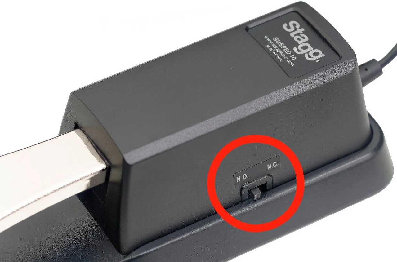 پدال ساستین یونیورسال استگ برای کیبورد با سوئیچ پلاریته، کابل 1.5 متری، پدال روکش کروم، مشکی | SUSPED 10