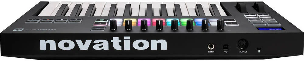 کیبورد کنترلر MIDI یکپارچه Novation Launchkey 25 MK3، 25 کلید حساس به ضربه، حالت آکورد ثابت، دکمه های انتقال، سازگاری با Mac / Windows، iOS، سیاه - سفید | 25 MK3 کیبورد کنترلر MIDI یکپارچه Novation Launchkey 25 MK3، 25 کلید حساس به ضربه، حالت آکورد ثابت، دکمه های انتقال، سازگاری با Mac / Windows، iOS، سیاه - سفید | 25 MK3