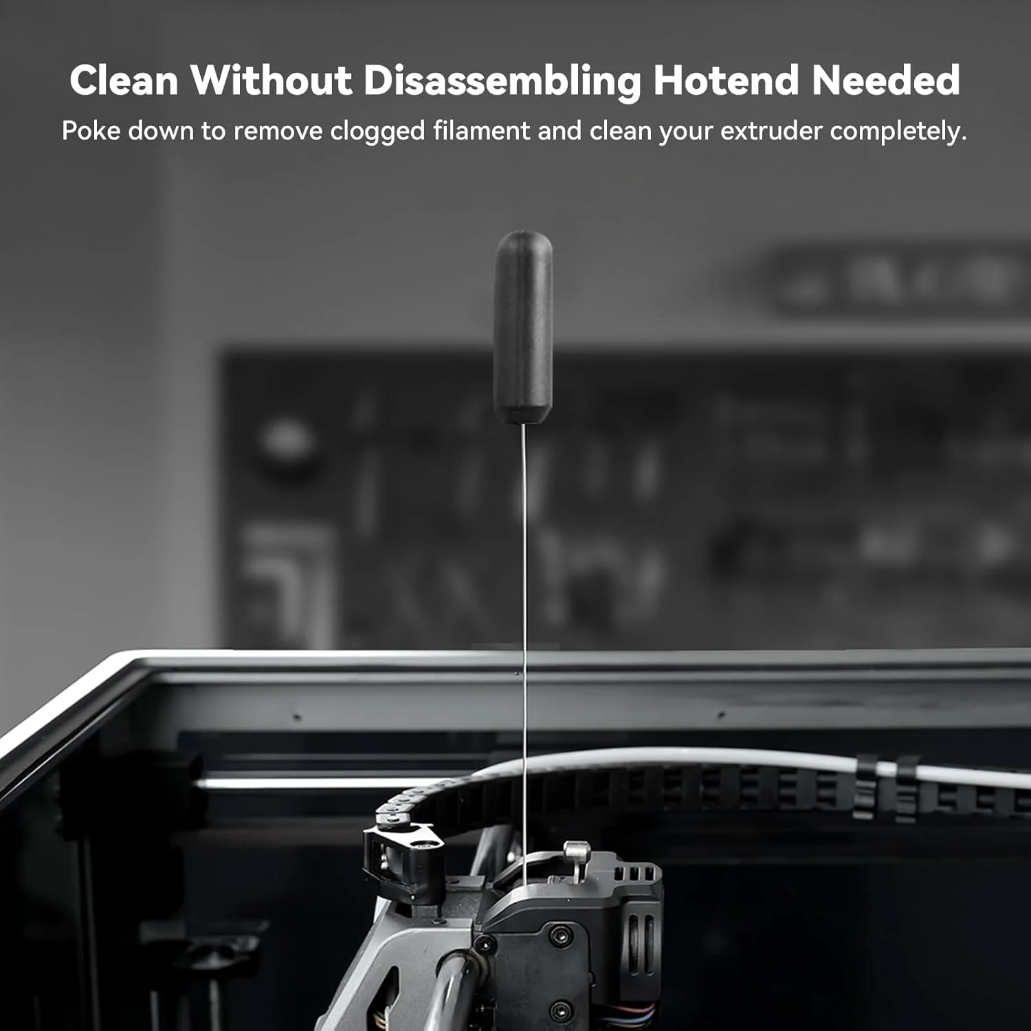 جعبه ابزار پرینتر سه بعدی کرالیتی، جعبه ابزار تعمیر و نگهداری عمومی، شامل کاردک، چسب پرینت سه بعدی، گریس روان کننده، سوزن تمیز کننده نازل، مجموعه سری پیچ گوشتی، آچار آلن، بکس، سیم چین، فلش مموری USB، لوازم جانبی