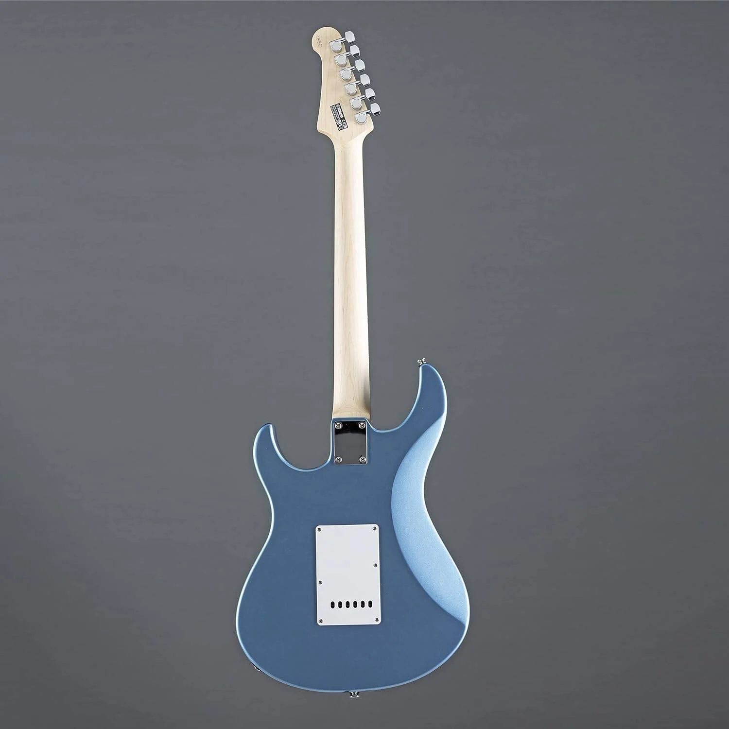 گیتار الکتریک یاماها سری Pacifica مدل PAC112J - آبی دریاچه ای گیتار الکتریک یاماها سری Pacifica مدل PAC112J - آبی دریاچه ای