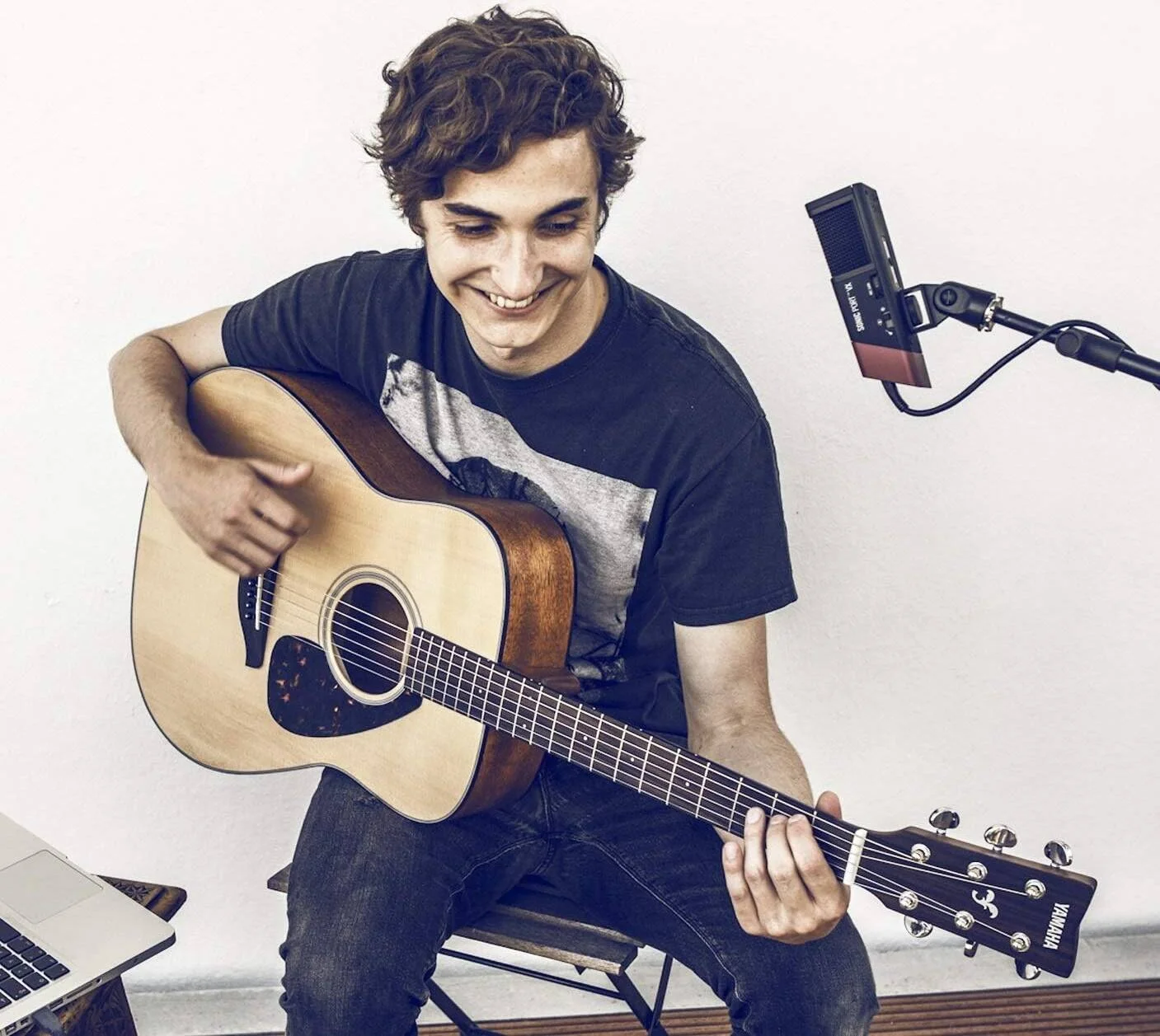 گیتار آکوستیک یاماها FG800SB - Sand Burst گیتار آکوستیک یاماها FG800SB - Sand Burst