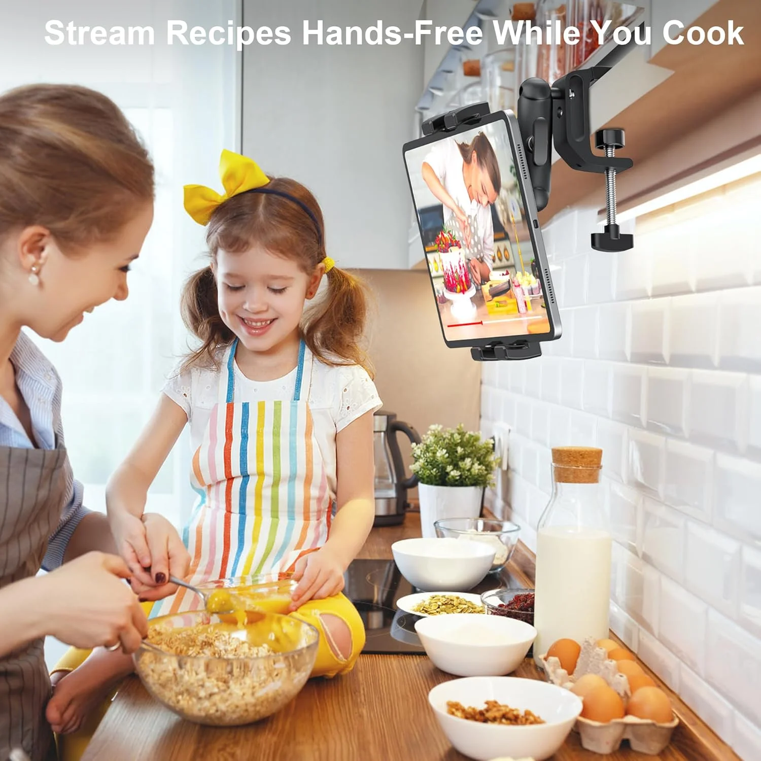 پایه نگهدارنده آیپد زیر کابینت، هولدر تبلت آشپزخانه، پایه رومیزی آیپد با گیره، پایه آلومینیومی و بازوی فلزی، چرخش 360 درجه، سازگار با آیپد پرو/ایر/مینی/کیندل/گلکسی تب/گوشی های 4.7 تا 12.9 اینچی