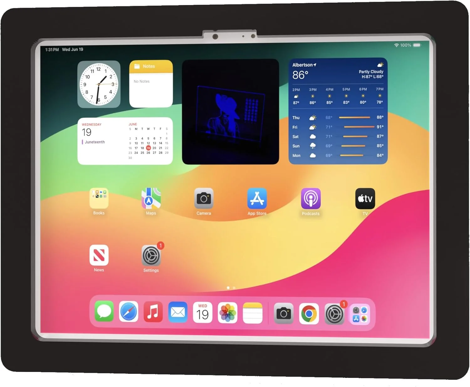 محفظه ضد سرقت اکریلیک VESA تَب‌کِر برای آیپد ایر اپل ۹.۷، ۱۰.۲، ۱۰.۵، ۱۱ و ۱۳ اینچ به همراه کیت نصب دیواری رایگان و کابل شارژ ۹۰ درجه (مشکی، ایر ۱۳ ۲۰۲۴)