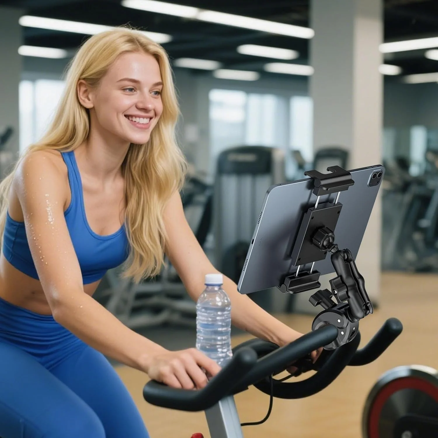 نگهدارنده تبلت PLDHPRO برای پایه میکروفون با چرخش 360 درجه، پایه نگهدارنده آیپد برای موسیقی با گیره، پایه های قابل حمل صحنه برای نوازندگان، لوازم جانبی سه پایه گیتار سازگار با دستگاه های 5.1 تا 15.6 اینچ