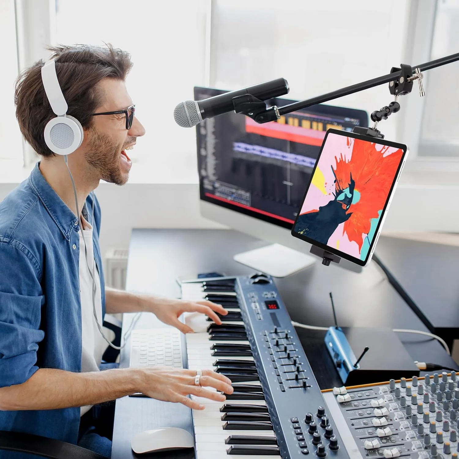 پایه نگهدارنده تبلت آلومینیومی برای پایه میکروفون، پایه قابل حمل آیپد برای میکروفون، پایه موسیقی قابل تنظیم برای تبلت و تلفن همراه مناسب برای آیپد مینی، آیپد ایر، آیپد پرو و آیفون 4.7-12.9 اینچ، مشکی