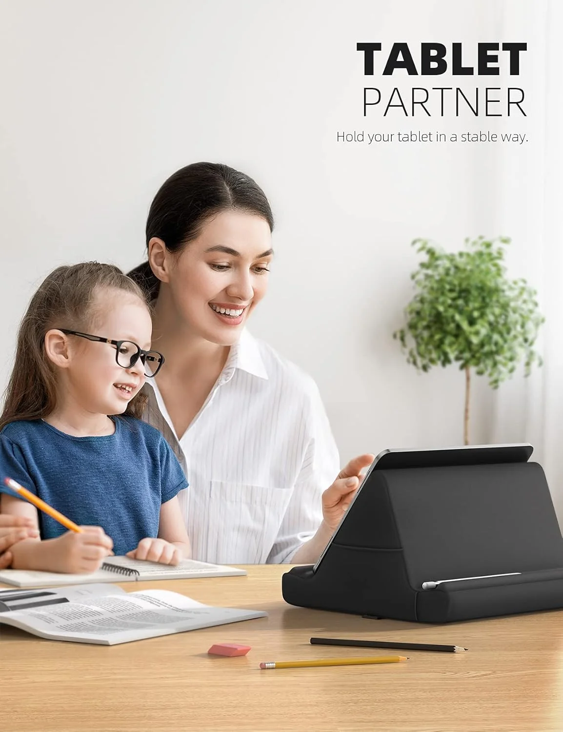 پایه نگهدارنده تبلت Lamicall مدل بالش - پایه نرم و راحت برای تبلت، مناسب برای استفاده روی پا، تخت و میز، دارای جیب و 4 زاویه دید، سازگار با آیپد پرو 13، 11، 12.9، ایر، مینی، کیندل، آیفون و دستگاه های 4 تا 13 اینچی، مشکی پایه نگهدارنده تبلت Lamicall مدل بالش - پایه نرم و راحت برای تبلت، مناسب برای استفاده روی پا، تخت و میز، دارای جیب و 4 زاویه دید، سازگار با آیپد پرو 13، 11، 12.9، ایر، مینی، کیندل، آیفون و دستگاه های 4 تا 13 اینچی، مشکی