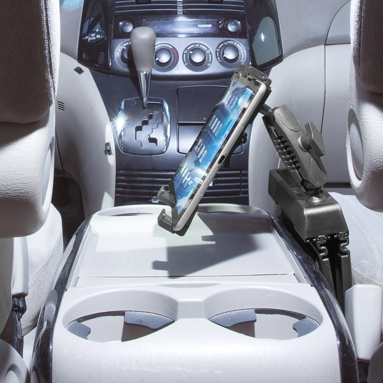 پایه نگهدارنده تبلت آیبولت TabDock Bizmount Wedge - پایه کنسول خودرو سنگین برای تمام تبلتهای 7 تا 10 اینچی (آیپد، نکسوس، سامسونگ تب). مناسب برای خودروهای کار، شخصی و تجاری پایه نگهدارنده تبلت آیبولت TabDock Bizmount Wedge - پایه کنسول خودرو سنگین برای تمام تبلتهای 7 تا 10 اینچی (آیپد، نکسوس، سامسونگ تب). مناسب برای خودروهای کار، شخصی و تجاری