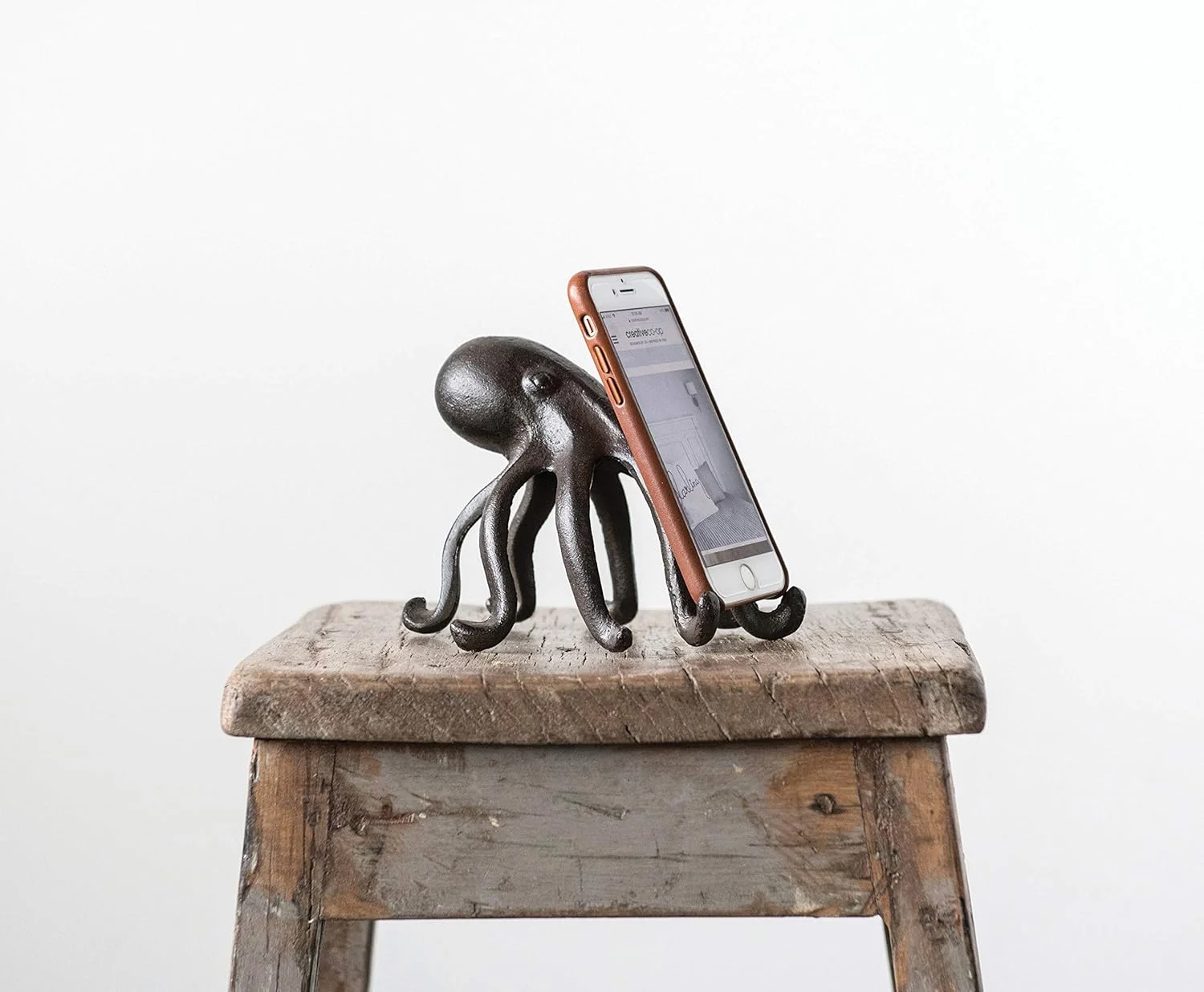 Creative Co-Op Eclectic Cast Iron Octopus Figurine Phone/Tablet Holder, Dark Brown
