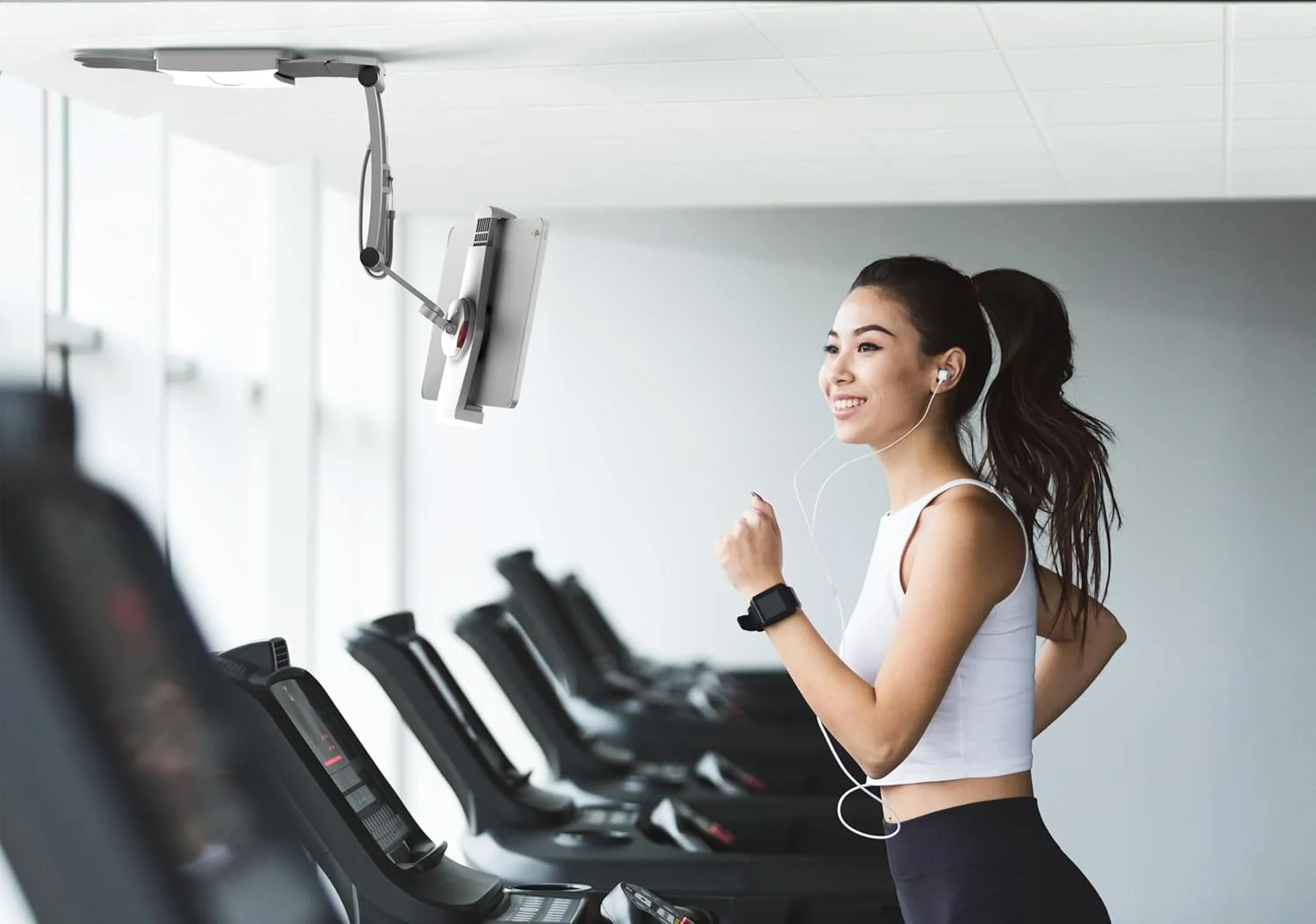 پایه تبلت 3 در 1 CTA Digital iPad - نگهدارنده چند منظوره جهانی آشپزخانه برای همه تبلت های iPad 7-13 اینچی - ساخته شده برای دیوار - زیر کابینت و میز - نقره ای (PAD-KMS) پایه تبلت 3 در 1 CTA Digital iPad - نگهدارنده چند منظوره جهانی آشپزخانه برای همه تبلت های iPad 7-13 اینچی - ساخته شده برای دیوار - زیر کابینت و میز - نقره ای (PAD-KMS)