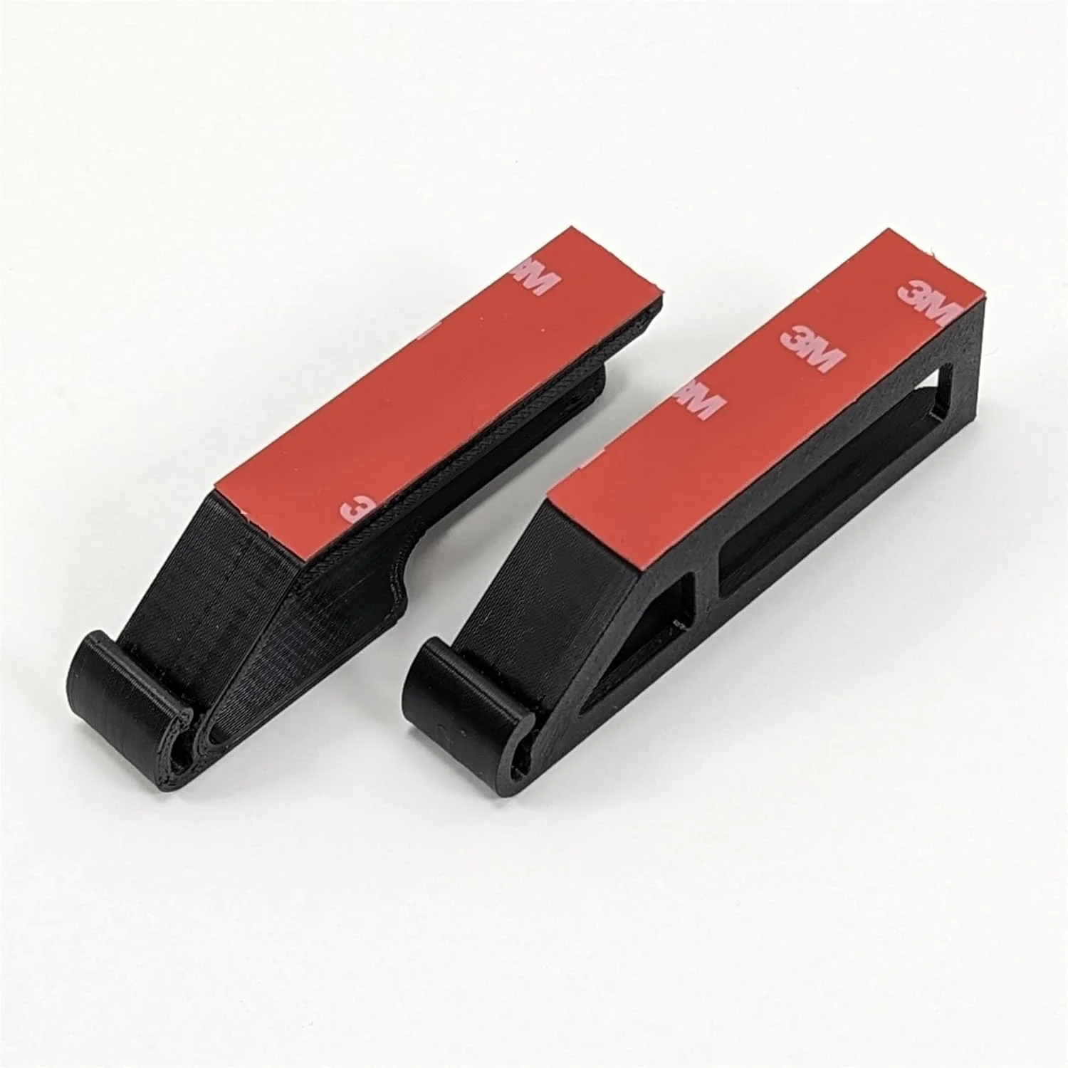 نگهدارنده دیواری تبلت، پایه یونیورسال با قلاب کابل (ضخامت تا 19 میلی‌متر)