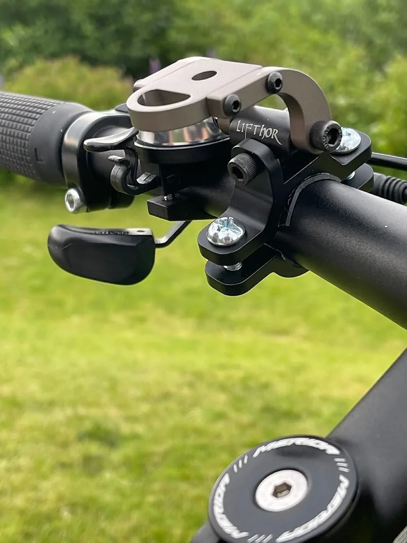 پایه دوچرخه LifThor V2 - پایه جهانی فرمان برای تلفن، تبلت و کنترلرهای پهپاد
