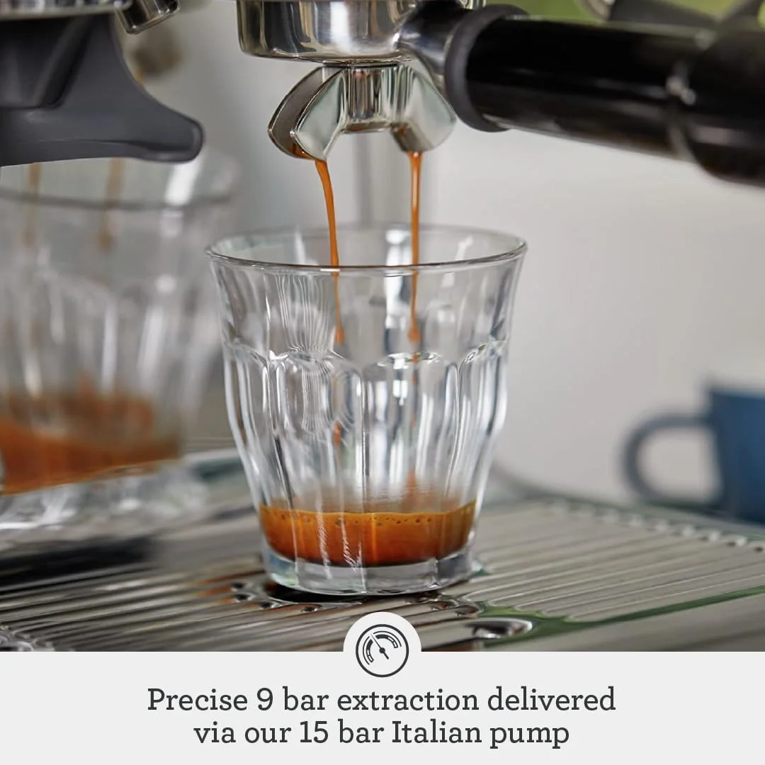دستگاه اسپرسوساز Sage Barista Express - آسیاب دار و دارای فوم ساز شیر، استیل ضد زنگ برس خورده - نسخه امارات متحده عربی، قهوه رایگان از RAW