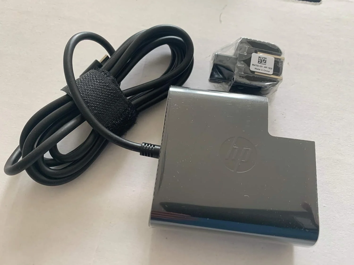آداپتور مسافرتی اصلی 65 واتی USB Type-C برای HP مدل: HP Spectre x360 13-AE015DX، سازگار با شماره قطعه های HP: 860065-002، 860209-850، 925740-002، TPN-CA06، 918170-002، X7W50AA#ABA - جعبه خرده فروشی آداپتور مسافرتی اصلی 65 واتی USB Type-C برای HP مدل: HP Spectre x360 13-AE015DX، سازگار با شماره قطعه های HP: 860065-002، 860209-850، 925740-002، TPN-CA06، 918170-002، X7W50AA#ABA - جعبه خرده فروشی