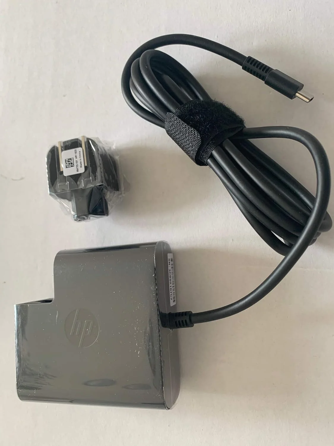 آداپتور مسافرتی اصلی 65 واتی USB Type-C برای HP مدل: HP Spectre x360 13-AE015DX، سازگار با شماره قطعه های HP: 860065-002، 860209-850، 925740-002، TPN-CA06، 918170-002، X7W50AA#ABA - جعبه خرده فروشی آداپتور مسافرتی اصلی 65 واتی USB Type-C برای HP مدل: HP Spectre x360 13-AE015DX، سازگار با شماره قطعه های HP: 860065-002، 860209-850، 925740-002، TPN-CA06، 918170-002، X7W50AA#ABA - جعبه خرده فروشی