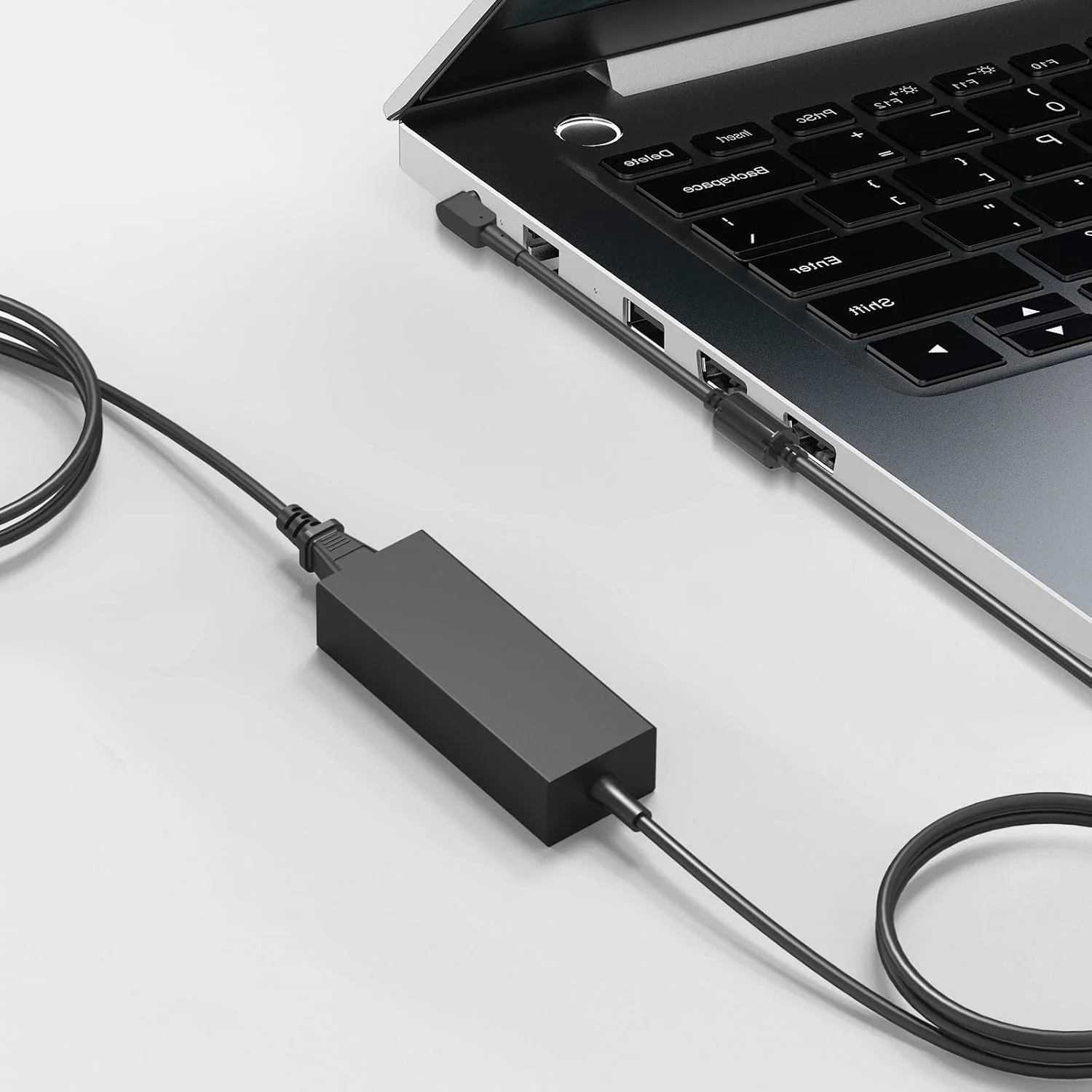 شارژر 45 واتی برای لپ تاپ های Acer Aspire سری 3 15 مدل های A315-23, A315-24P, A315-35, A315-34, A315-58, A315-58G, A315-57G, A315-44P, A315-24, A315-59, A315-51P, A315-23G, A315-33, A314-22G, A314-35 شارژر 45 واتی برای لپ تاپ های Acer Aspire سری 3 15 مدل های A315-23, A315-24P, A315-35, A315-34, A315-58, A315-58G, A315-57G, A315-44P, A315-24, A315-59, A315-51P, A315-23G, A315-33, A314-22G, A314-35