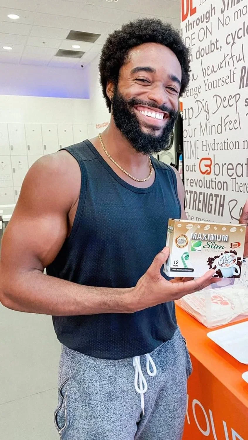 پودر کاکائو فوری پریمیوم مکسیمم اسلیم – فرمول خامه ای و خوشمزه 4 در 1 با عصاره های گیاهی طبیعی برای انرژی و شادابی، حداکثر رضایت و طعم. بدون عوارض جانبی (بدون ملین) – ساخت ایالات متحده آمریکا، 12 عدد