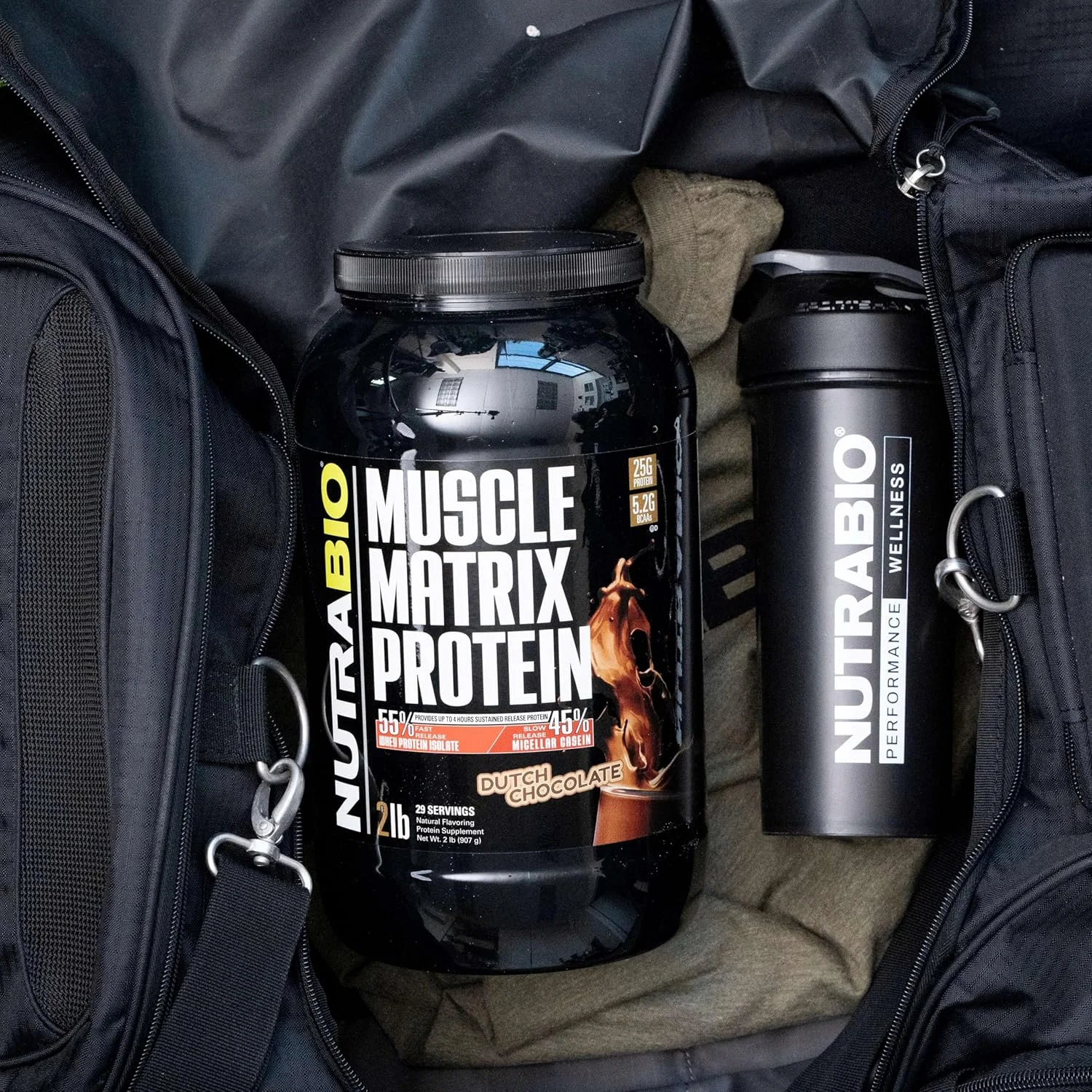 پودر پروتئین ماتریکس ماهیچه نوتراBio - 25 گرم پروتئین در هر پیمانه - ترکیبی از وی ایزوله و کازئین میسلار برای آزادسازی سریع و آهسته - شکلات هلندی - 2 پوند، 28 سروینگ