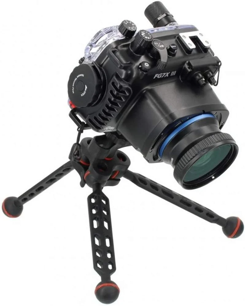 سه پایه زیرآبی با گیره و بازوی توپی با توپ های 25 میلی متری، طول 18 سانتی متر، پیچ رزوه ای عکس 1/4 UNC مدل FLEX-ARM UWCP318