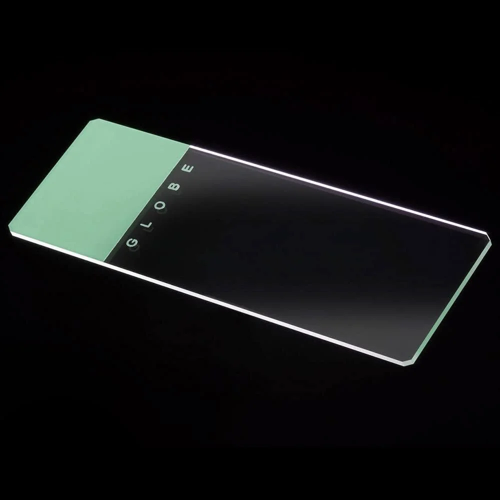 اسلایدهای میکروسکوپ Globe Scientific 1324G-144، لبه های زمینی 90 درجه با گوشه های ایمنی، سطح مات سبز، شیشه ای، اندازه 25 میلی متر در 75 میلی متر، ارتفاع 1.25 میلی متر، عرض 4.75 میلی متر، طول 7 میلی متر (بسته 144 عددی)