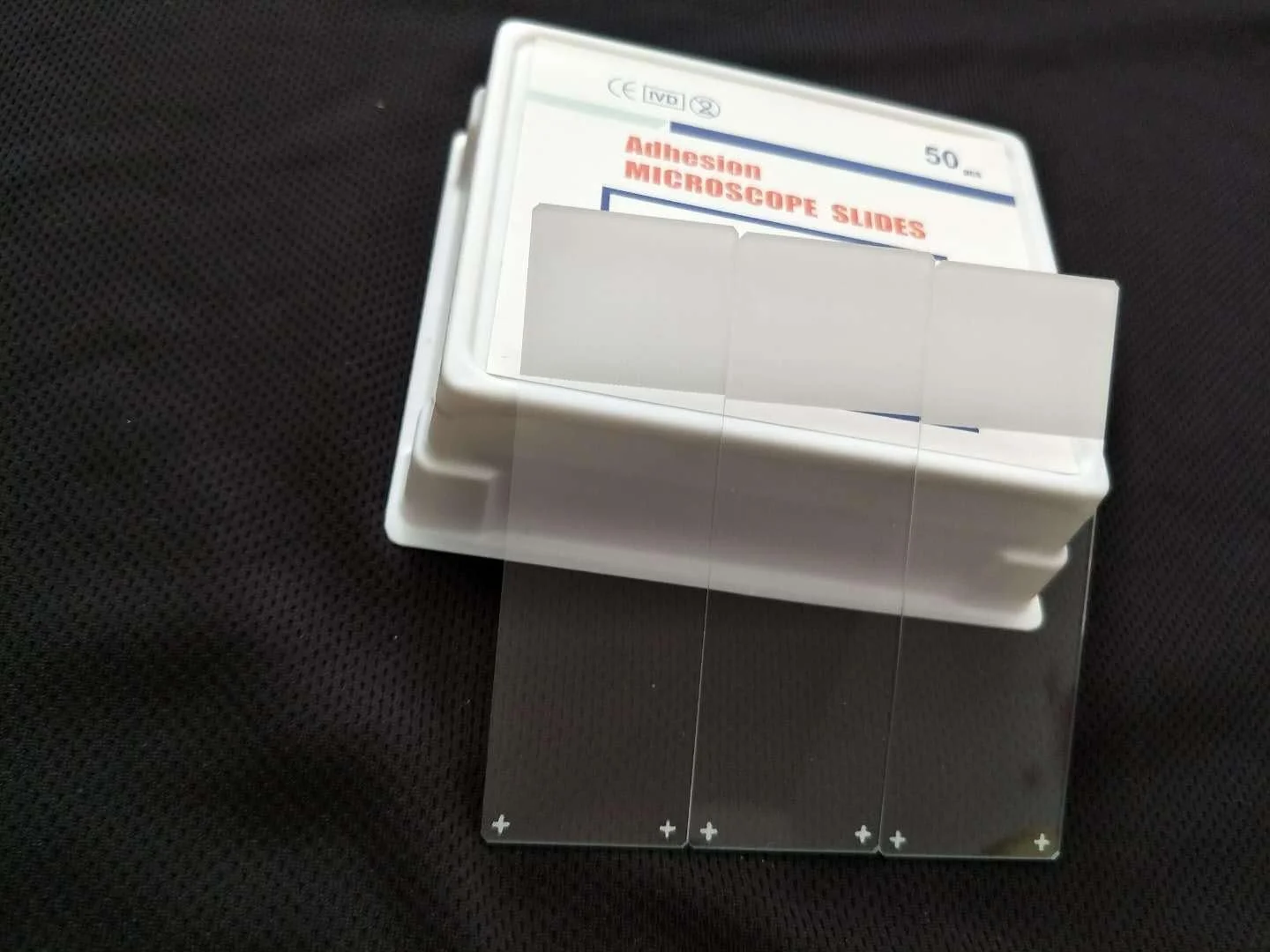 100 عدد اسلاید میکروسکوپ چسبنده، بار مثبت (+)- گوشه های 45 درجه - لبه های سنگ خورده