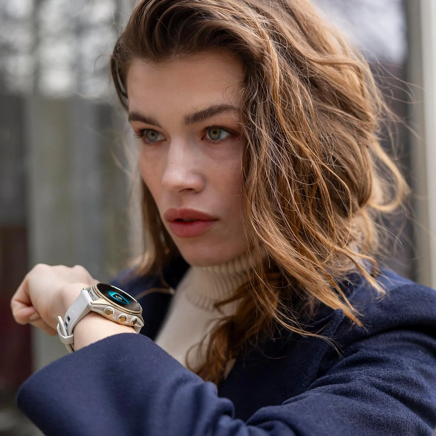 ساعت هوشمند GPS چند ورزشی ممتاز Garmin fēnix® 8 – 43mm، AMOLED، Sapphire، عمر باتری طولانی، دارای استاندارد غواصی، چراغ قوه LED داخلی، طلایی ملایم با بند ماسه سنگی تیره ساعت هوشمند GPS چند ورزشی ممتاز Garmin fēnix® 8 – 43mm، AMOLED، Sapphire، عمر باتری طولانی، دارای استاندارد غواصی، چراغ قوه LED داخلی، طلایی ملایم با بند ماسه سنگی تیره