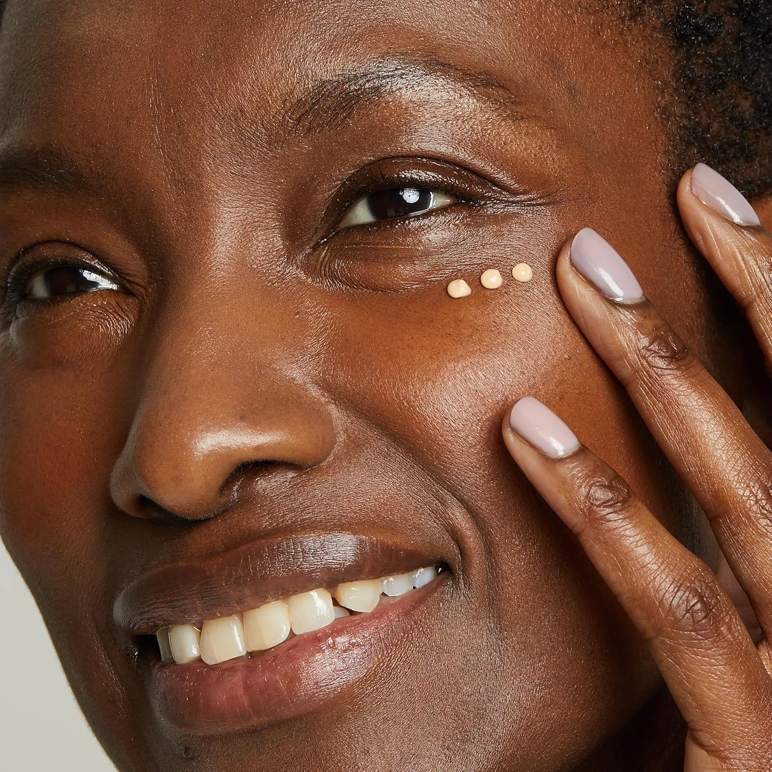 کرم دور چشم روشن کننده و ضد چروک قوی نو7 مدل Protect and Perfect Intense Advanced حجم 15 میلی لیتر