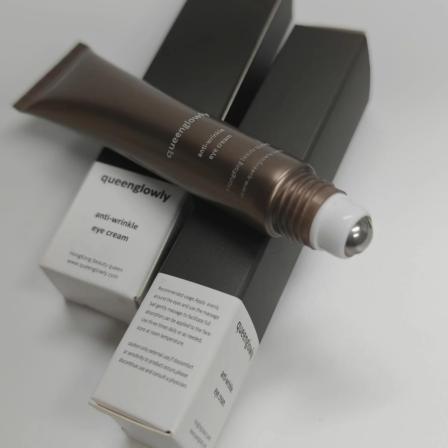 کرم دور چشم مرطوب کننده قوی و ضد چروک