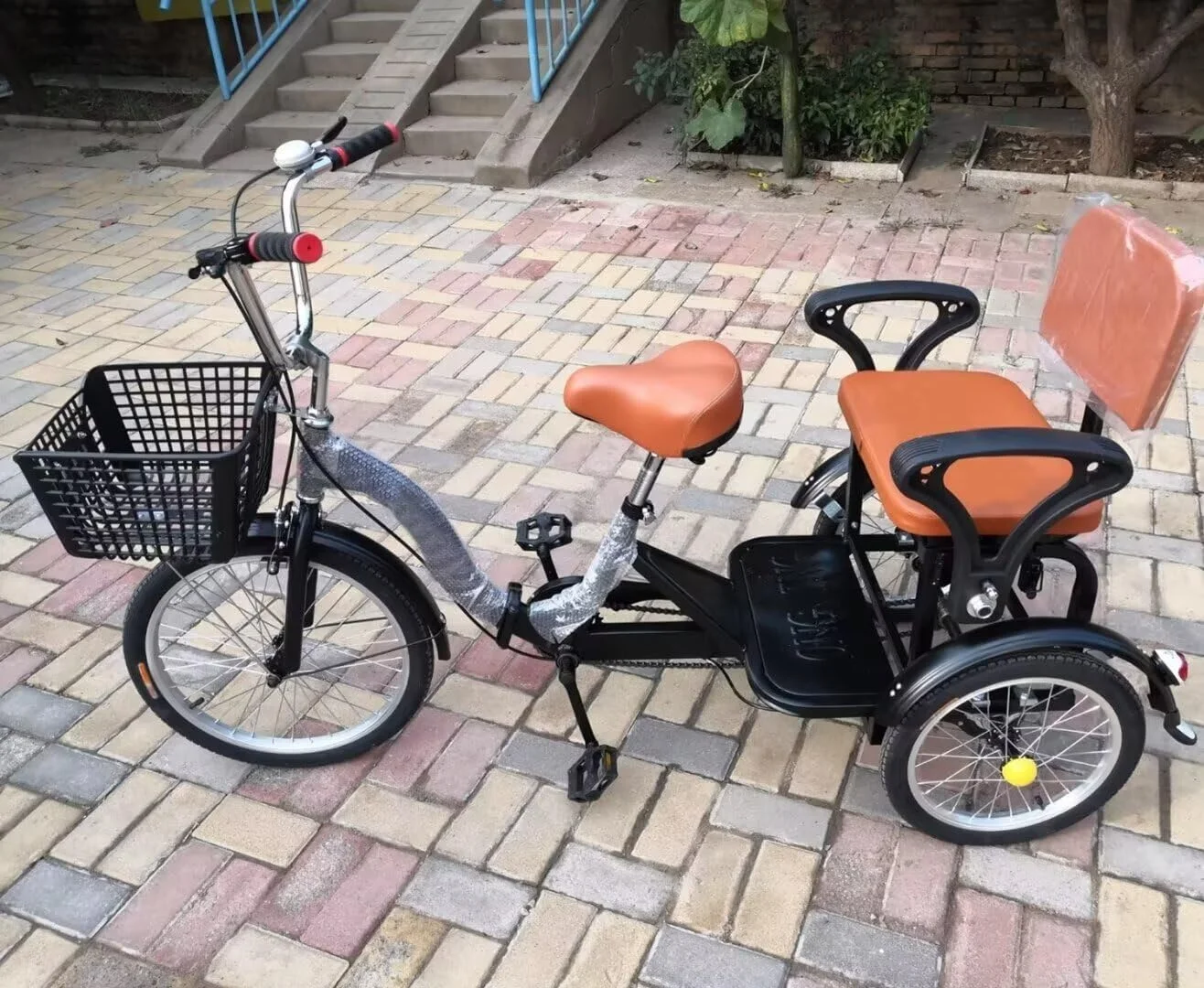 دوچرخه سه چرخه تاشو مناسب گردش و مسافرت، سه چرخه سه چرخ برای بزرگسالان و سالمندان، سه چرخه دو نفره با ترمزهای دوگانه، سه چرخه رکابی ریکشا با زنجیر دوبل، اسکوتر حرکتی 16 اینچی