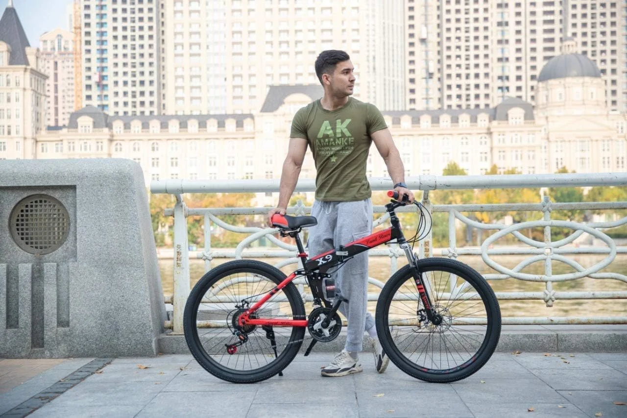 دوچرخه کوهستانی تاشو ویالآرای ۲۶ اینچی با ۲۴ دنده، خاکستری دوچرخه کوهستانی تاشو ویالآرای ۲۶ اینچی با ۲۴ دنده، خاکستری